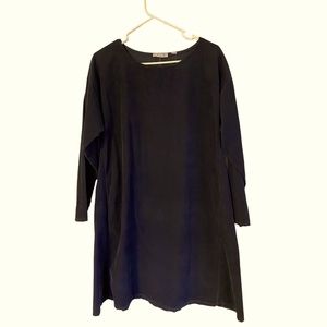 Varna Women’s Navy Blue Corduroy Shift Dress (L)